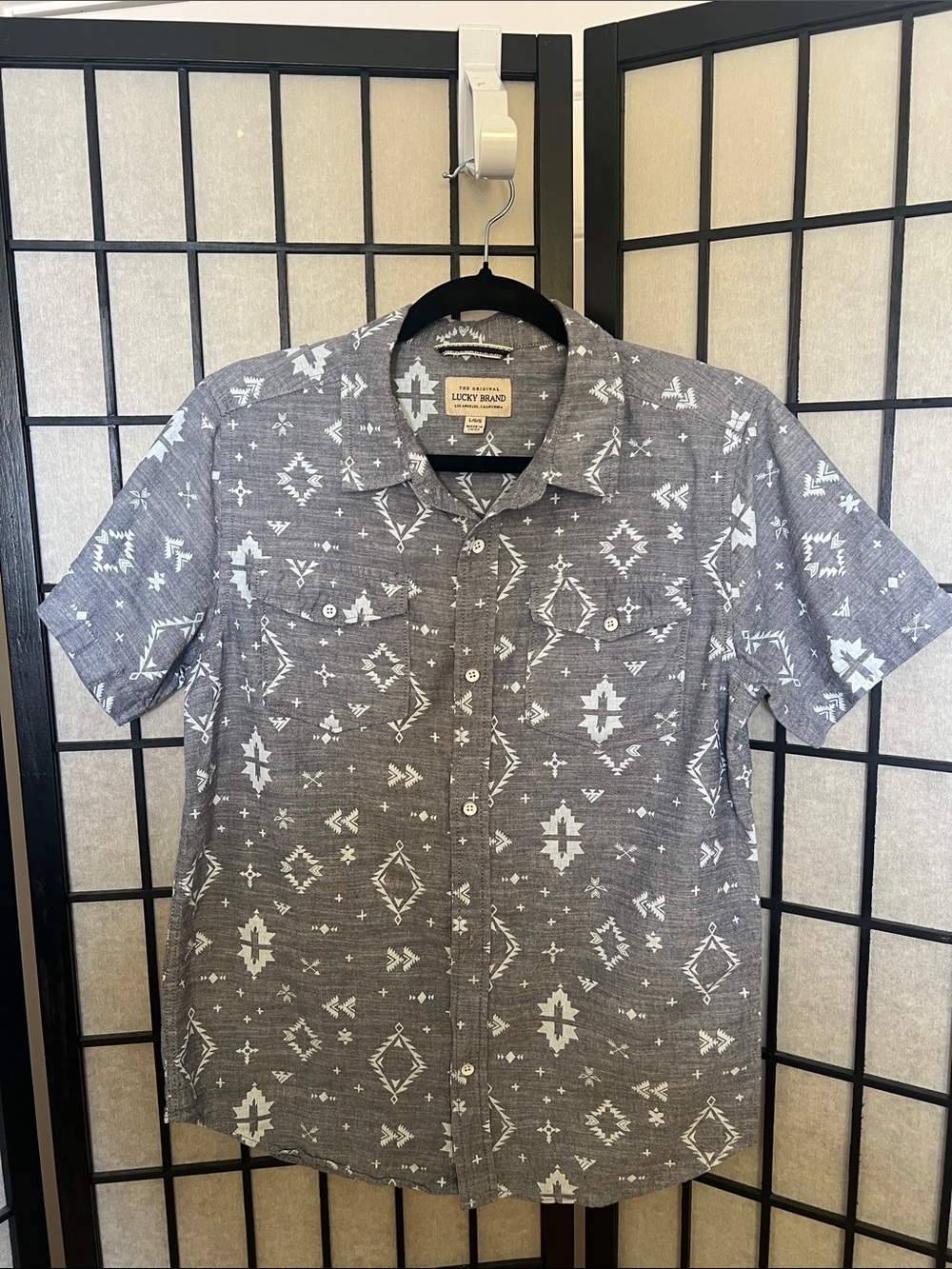 Lucky Brand Gray Short-Sleeve Aztec Print Button-Up Shirt